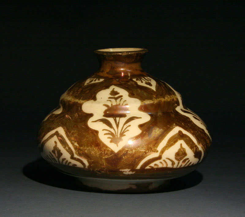 Safavid Luster Decorated Vase, 17th century AD